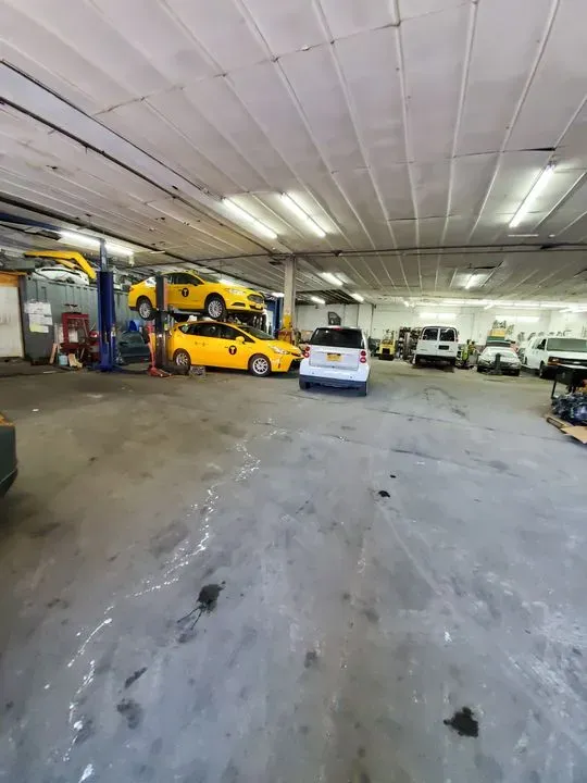 https://cdn.trust-mechanics.com/photos/cu02h7IVVdZbpGtVbFpE/bf8c5004-7109-41c6-8a57-a043c6c636ca_720x720