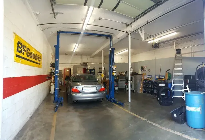 https://cdn.trust-mechanics.com/photos/dGASoyJyHI2ieXY3WC14/547a52e4-3d19-4f09-ad5b-588721ae7e5b_720x720