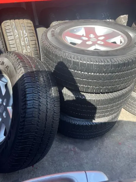 https://cdn.trust-mechanics.com/photos/dHfBCPzCgCkn1ZuB6I6N/6bc19907-971d-4da6-b478-e33933ce4f69_720x720