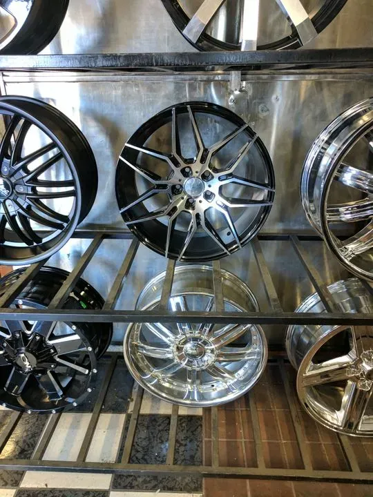 https://cdn.trust-mechanics.com/photos/dW3fPSg9zoojkvQgWLLR/242a322a-047e-4a7d-9a65-38abe1f7437e_720x720