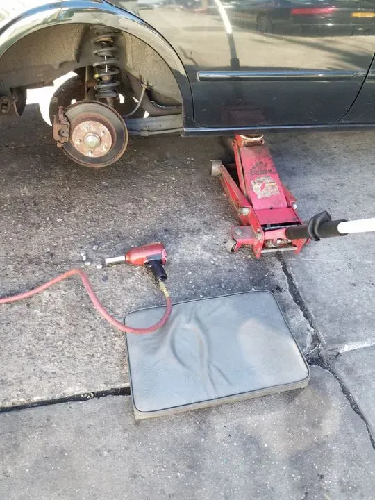 https://cdn.trust-mechanics.com/photos/daMEl2mZDTXKJtWJFBys/f37949ab-5338-40d0-9214-3596e2f1fb28_720x720