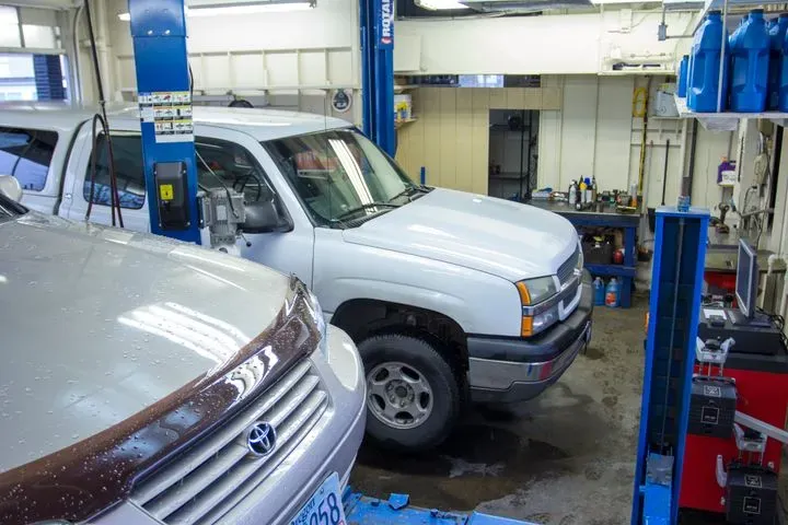 https://cdn.trust-mechanics.com/photos/dxVCkyim9SJkMa4tkeuQ/04417f08-7e0d-46ea-9fd9-0166a4fd2873_720x720