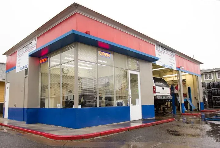 https://cdn.trust-mechanics.com/photos/dxVCkyim9SJkMa4tkeuQ/e3bb2186-3b62-4904-8a0d-5988bf42ad83_720x720