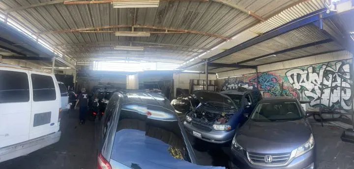 https://cdn.trust-mechanics.com/photos/emyC34QTJEI67tgO0uYc/0a8b3331-02c4-48d9-bc51-d156dde03821_720x720