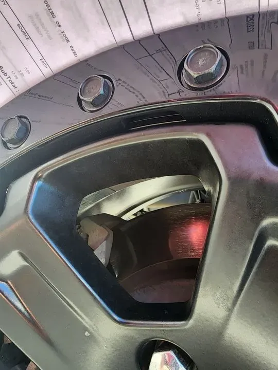 https://cdn.trust-mechanics.com/photos/etx4JWs74pOOUCB10vMc/d2a371a5-6753-4170-98b4-bd6b5226d91f_720x720