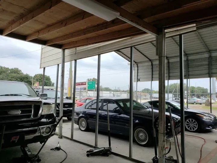 https://cdn.trust-mechanics.com/photos/fLxzptd3bYTXUBvj967z/ba4223de-df00-4b5e-b09d-ecba06b81969_720x720