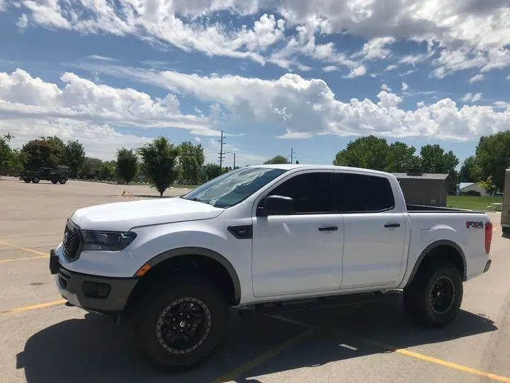 https://cdn.trust-mechanics.com/photos/gOXLsovbZZpkKB2J58UT/7bffb381-4859-411e-b046-85cb5ceefd41_720x720