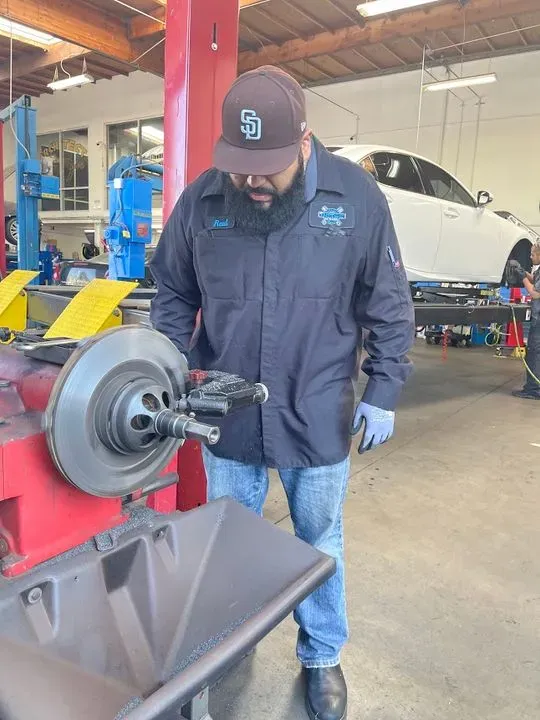 https://cdn.trust-mechanics.com/photos/gQ6iE8zYZyciD7ENSKxx/db833f7d-85f3-4563-924b-cf4a5290c20b_720x720