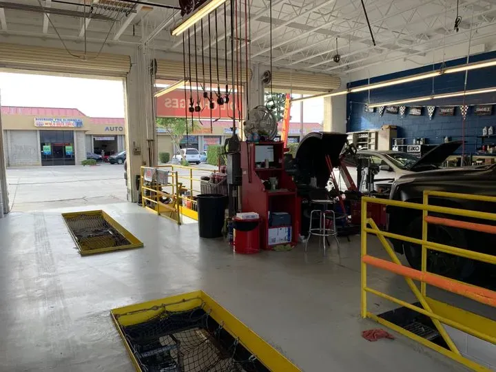 https://cdn.trust-mechanics.com/photos/gRM65NOXFl81ulZR83Ib/b722b3c1-2f95-4fc6-8b02-d8c1bbf64ee9_720x720
