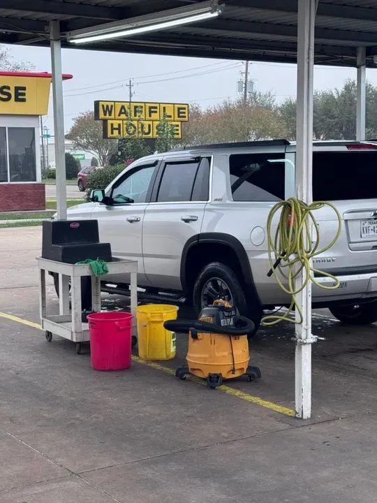 https://cdn.trust-mechanics.com/photos/gfpCeUd8YeQrTg2q3sTF/7fa92368-6411-44d8-8a49-b330b0a70ee6_720x720