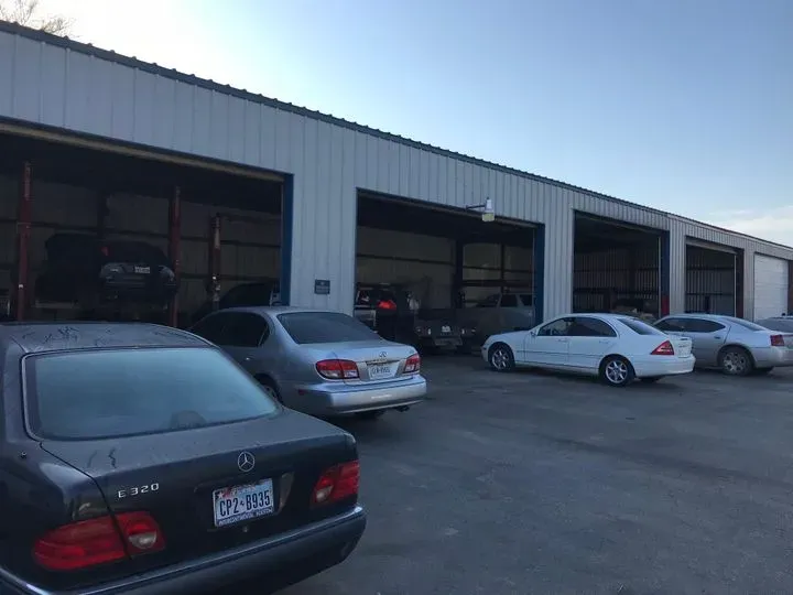 https://cdn.trust-mechanics.com/photos/glerxXrtCa47FpdbWUGf/1ed8b72c-ff7c-4c18-ac03-16efd151df2a_720x720