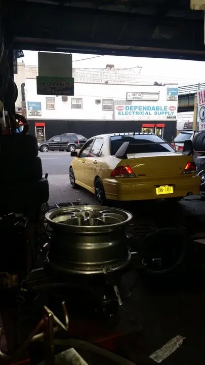 https://cdn.trust-mechanics.com/photos/gwgyphWNe3IU9kWirUUK/06b521c8-f47f-4054-905a-da31e22d5f08_720x720