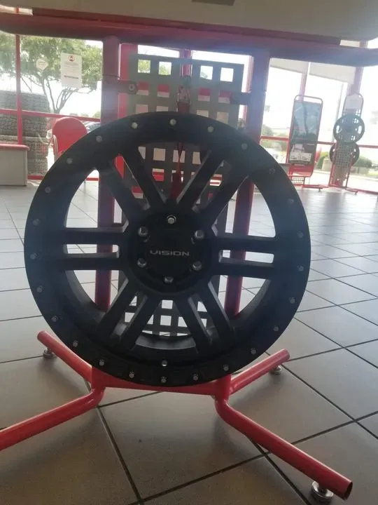 https://cdn.trust-mechanics.com/photos/h31EZMNpxUwuupUes1JF/8311461b-3857-467d-8061-9cf1923f9da3_720x720