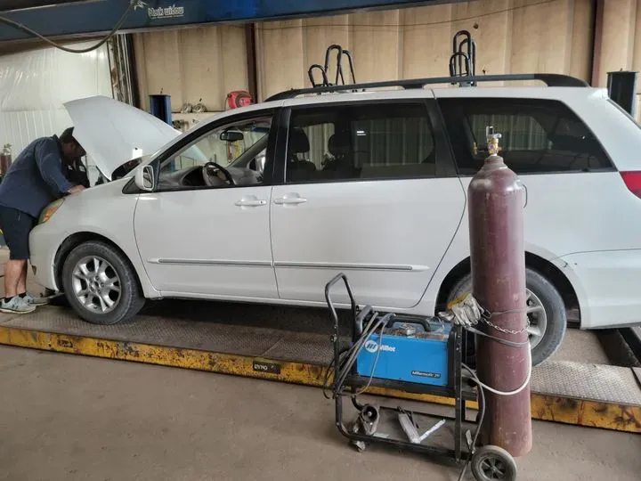 https://cdn.trust-mechanics.com/photos/h9I8ZP5aAHleKBoED3ph/253a0da6-118e-451c-98a6-50b74c56798b_720x720