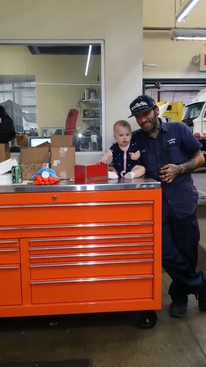 https://cdn.trust-mechanics.com/photos/h9XFy8GVHPokw1CyvtEQ/bf6db802-d102-4974-b631-78e9d8622f35_720x720