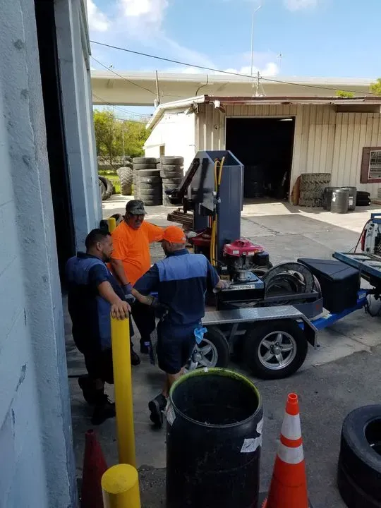 https://cdn.trust-mechanics.com/photos/hOhM8jAQF6w9LHbISrM5/1ec9ecf1-9fc6-4311-86be-0c53d3d791fa_720x720
