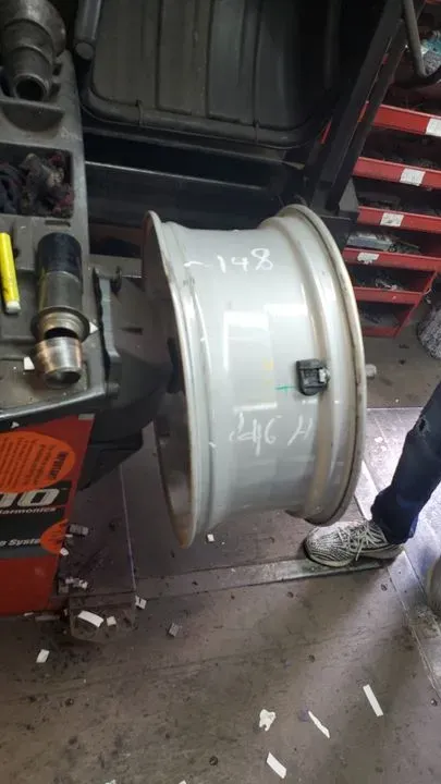 https://cdn.trust-mechanics.com/photos/hYql4ruB7pE9jWa2xICP/dd3ab53e-c105-446d-ae87-79c54d8cfc31_720x720