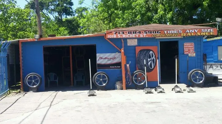 https://cdn.trust-mechanics.com/photos/hqhn71cBTJoMh9EFYDO3/3267f23c-81c8-40ea-9705-a6c8190987b6_720x720