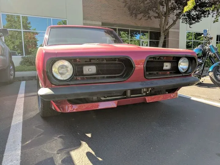 https://cdn.trust-mechanics.com/photos/huhrm2yu3x4LeQYFqmXJ/c36238a4-ab72-432e-9d76-7bf2e38bf981_720x720