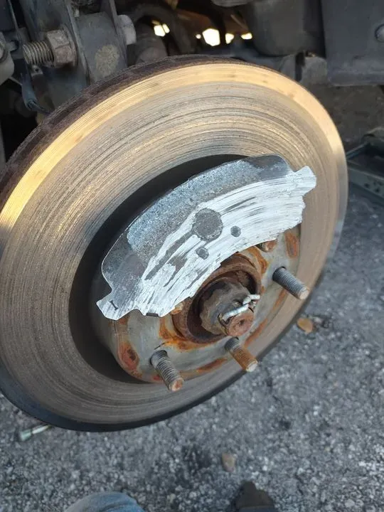 https://cdn.trust-mechanics.com/photos/hvu3GEq4dcFCiLdytSGN/9cba85e9-91fc-447b-b17a-e0d28eb3b534_720x720