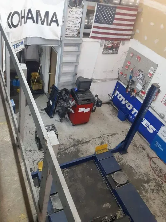 https://cdn.trust-mechanics.com/photos/i5HweTbAaGeQ0XYUmBfP/ac4cd917-5365-40c6-8909-504d70eb2df7_720x720