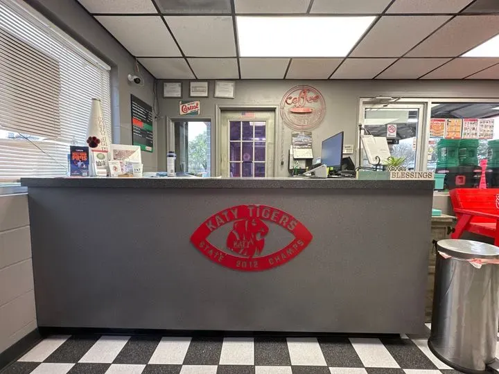 https://cdn.trust-mechanics.com/photos/iAupwDIr2z87X18qZTkn/589649c0-39bc-4312-87c7-b066b48fcf29_720x720