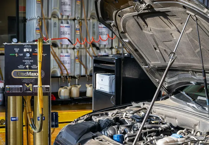 https://cdn.trust-mechanics.com/photos/iD7a9LzI2tw2XgtpdUsg/28210029-05af-4845-a57a-c893aa135080_720x720