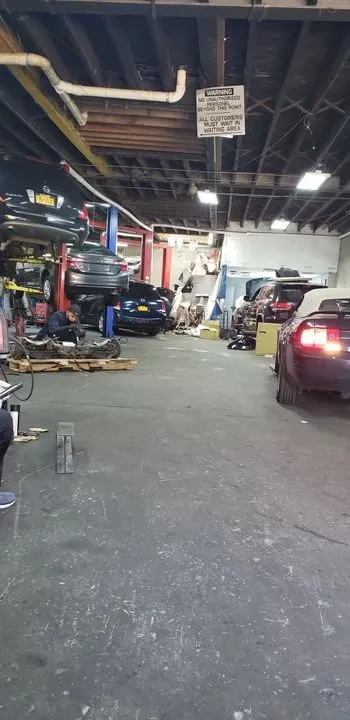 https://cdn.trust-mechanics.com/photos/iIL36aDz2U2gWKqQ4Qx0/f006edd1-596b-4e14-9e93-c482f3cf3a6d_720x720