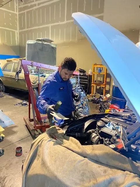 https://cdn.trust-mechanics.com/photos/iMeKW1dxSeqPyGO18Izp/a18f85ca-9118-437f-a6e0-d8d336f4e220_720x720