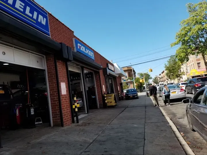 https://cdn.trust-mechanics.com/photos/iNKbbqWe4T9pVVzrY3QG/e8d26dca-1759-44b1-bb70-637180aeb3d3_720x720