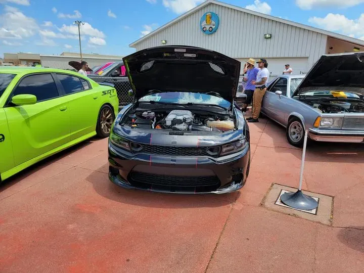 https://cdn.trust-mechanics.com/photos/isr4FBH86bBGyYcwbLgK/57fcefb0-5da3-4c8c-afb7-16437974a4b6_720x720