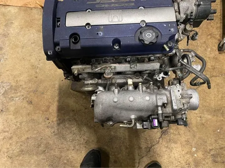https://cdn.trust-mechanics.com/photos/jKl6rVcMv33CBEqYwrzC/af456c56-05e1-4a0a-8525-35ababd440bb_720x720