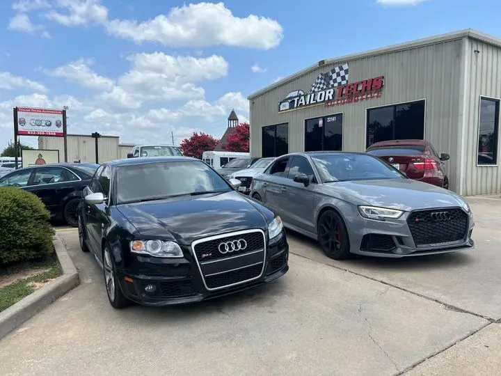 https://cdn.trust-mechanics.com/photos/ju2ziKxuzcSQnkBPhHCZ/f4aea3e7-4158-432b-9a4a-29f60e6bfd57_720x720