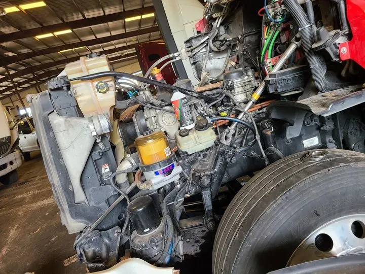 https://cdn.trust-mechanics.com/photos/jv5RnqEbSw8F7Mf5vz8R/c14619a7-8b81-45ce-8152-deded377d052_720x720