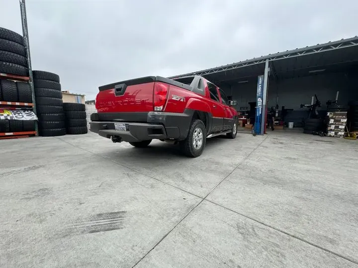 https://cdn.trust-mechanics.com/photos/k3Hfdb7jhI9JFTi9Ai6X/cba2b3d2-4300-41f1-9b82-e79ff3dcc6d6_720x720