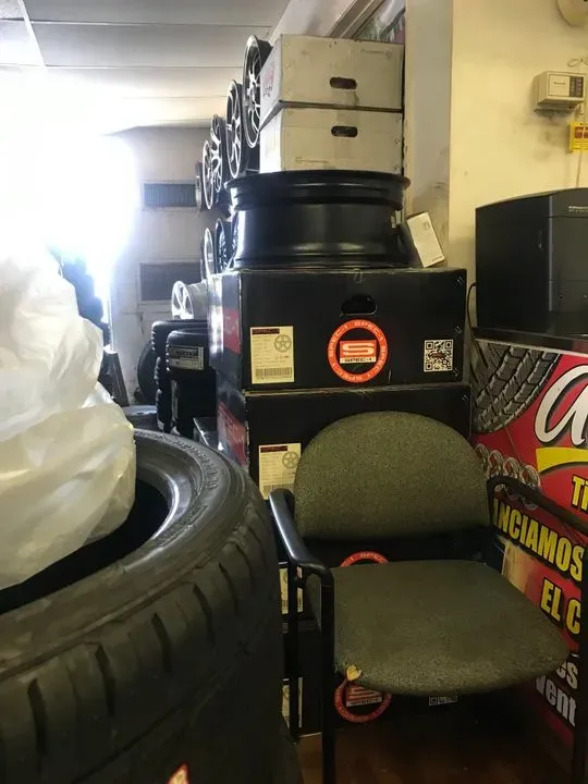 https://cdn.trust-mechanics.com/photos/kBK9YJNmHsal70i2uwMw/59a5d281-5aa6-48b9-b4c3-0892485a40d7_720x720