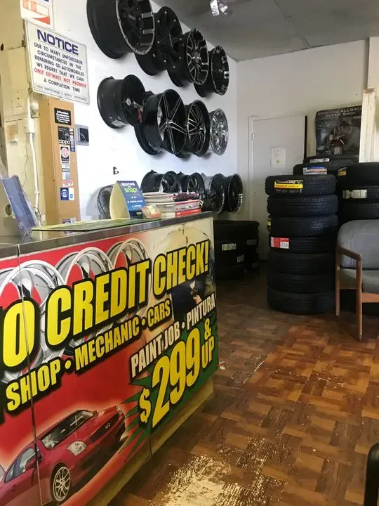 https://cdn.trust-mechanics.com/photos/kBK9YJNmHsal70i2uwMw/e27e65f7-df30-4952-9b69-b65e4d5790f6_720x720
