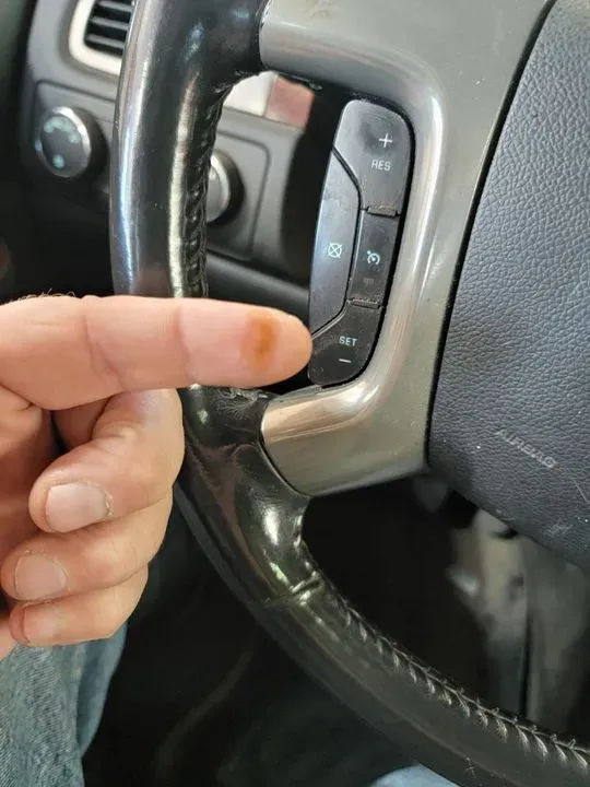 https://cdn.trust-mechanics.com/photos/keOFxqf2ZTeCYiRKkFYK/cfc65d97-85b5-4e43-8991-6c4b05dacd11_720x720