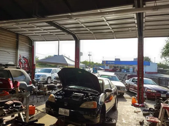 https://cdn.trust-mechanics.com/photos/knOv0YydrTskTN7H2KB1/6dc1f8a8-e73c-4284-87a0-b53b4bee9236_720x720