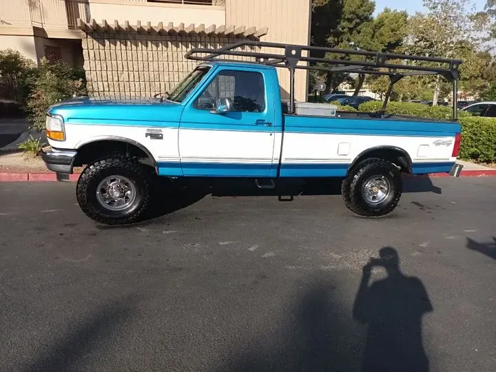 https://cdn.trust-mechanics.com/photos/kx9JiJ0zaVz48WzSSAby/dcd85c98-610f-471d-9c9a-6a232349d723_720x720