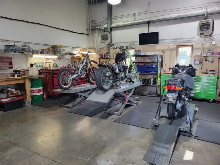 https://cdn.trust-mechanics.com/photos/kzFKxYSYJtSiwppwTjeg/ef588c57-826f-4ed5-b9b6-884f433e43c9_720x720