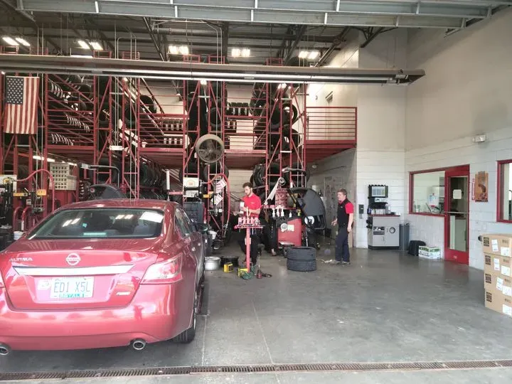 https://cdn.trust-mechanics.com/photos/lFcMutIh94eZd272QjK8/339aa901-ecff-47bd-9ce9-095abaa5773d_720x720