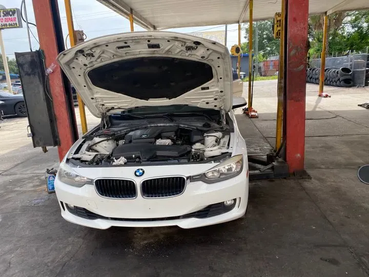 https://cdn.trust-mechanics.com/photos/lgQMgtpOqIG7HITUy7UU/cfa3faf4-57a4-4ee9-be2f-362128311ccc_720x720