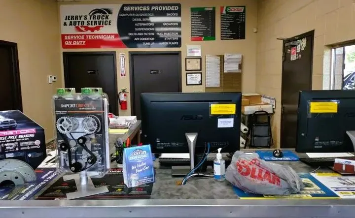 https://cdn.trust-mechanics.com/photos/limdimkVT13ClF1PPltK/68d65e7d-df56-4d4c-9e54-24c0db6efb1b_720x720