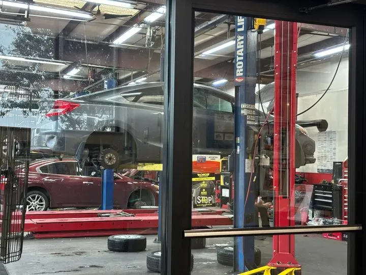 https://cdn.trust-mechanics.com/photos/m3J9avPsGthL0mPCrTsF/4c0d99fd-eb1b-42ce-82ba-383c55fef1a4_720x720