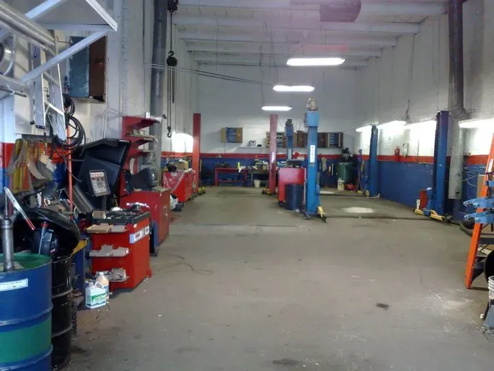 https://cdn.trust-mechanics.com/photos/m8ujWA42pIlsnF57gkEF/cc19d562-656b-4608-9b82-cf9390b5efab_720x720
