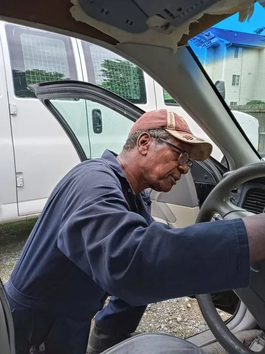 https://cdn.trust-mechanics.com/photos/mNswIBEh2WKl9IQjgKBO/c555f008-7b4a-4e07-875b-55529d9c0acb_720x720