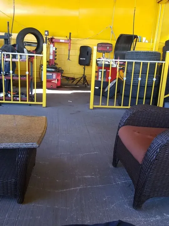 https://cdn.trust-mechanics.com/photos/mOyafuMs3CqZumKgvcmn/2bb702dd-3d74-4935-8c28-242b8098f3ff_720x720