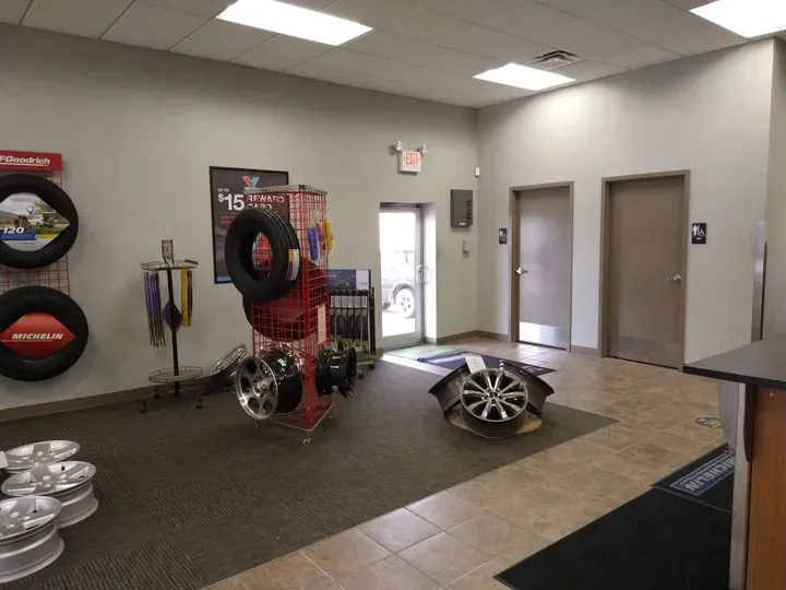 https://cdn.trust-mechanics.com/photos/mcpSfZVMyMRMTADSm3k1/dcd41e71-683f-471e-9aed-ddb56962f72e_720x720