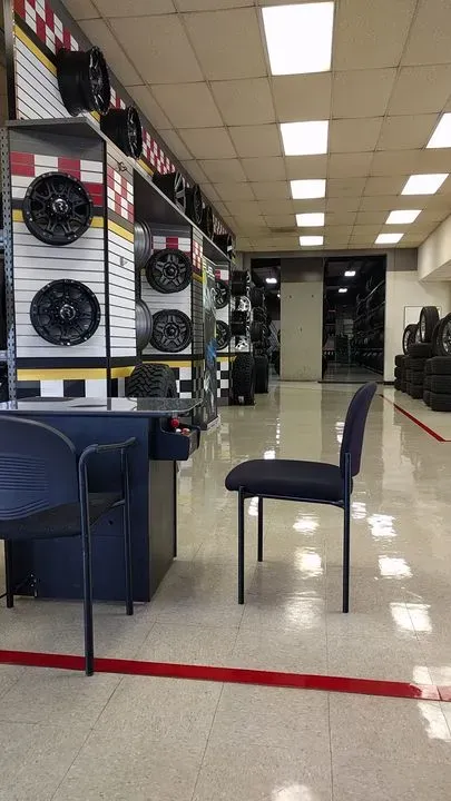 https://cdn.trust-mechanics.com/photos/mipv6VrLMc1mxzK6jIsF/03f5eb8e-9888-4f5c-af23-7107fb471383_720x720